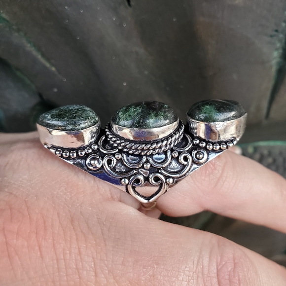 New Ruby in Zoisite 925 Silver Statement Ring. - Picture 10 of 15